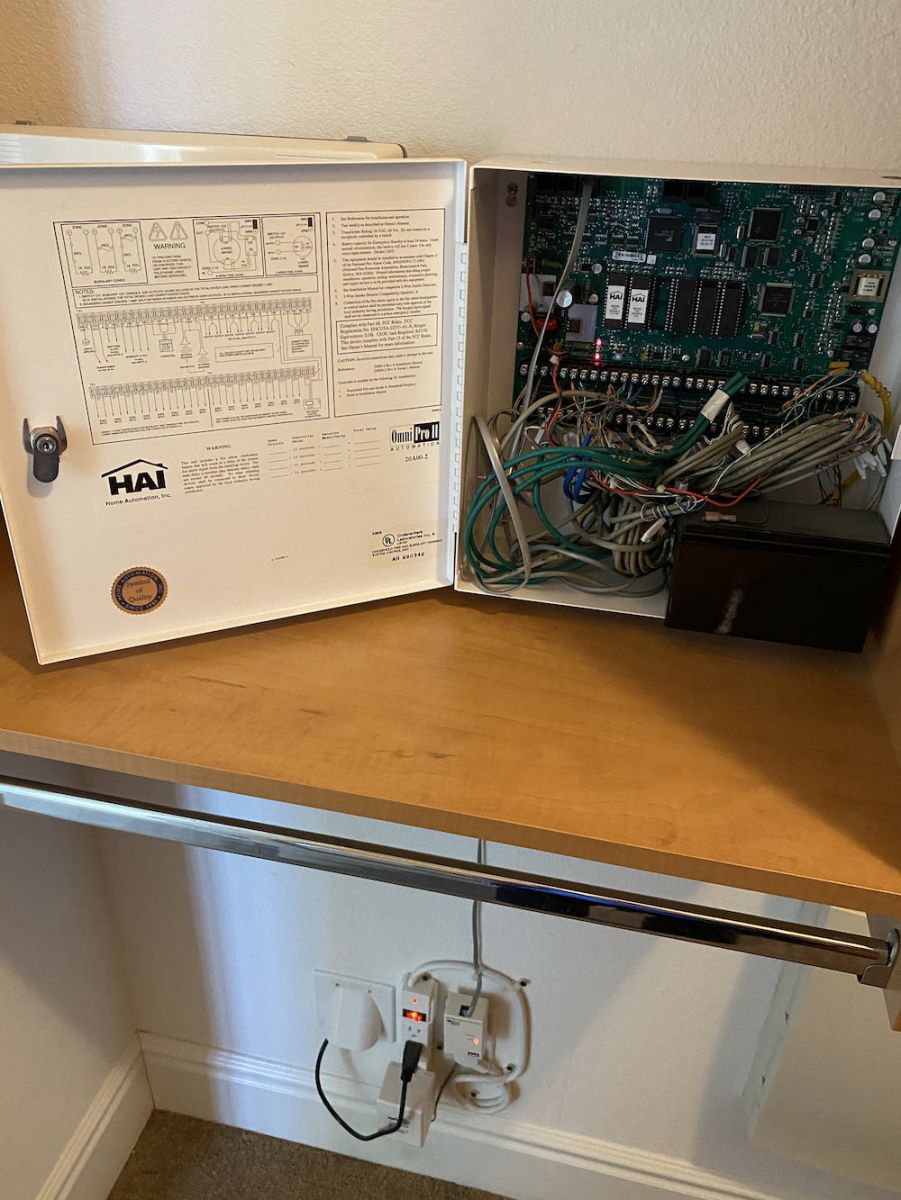 05 panel